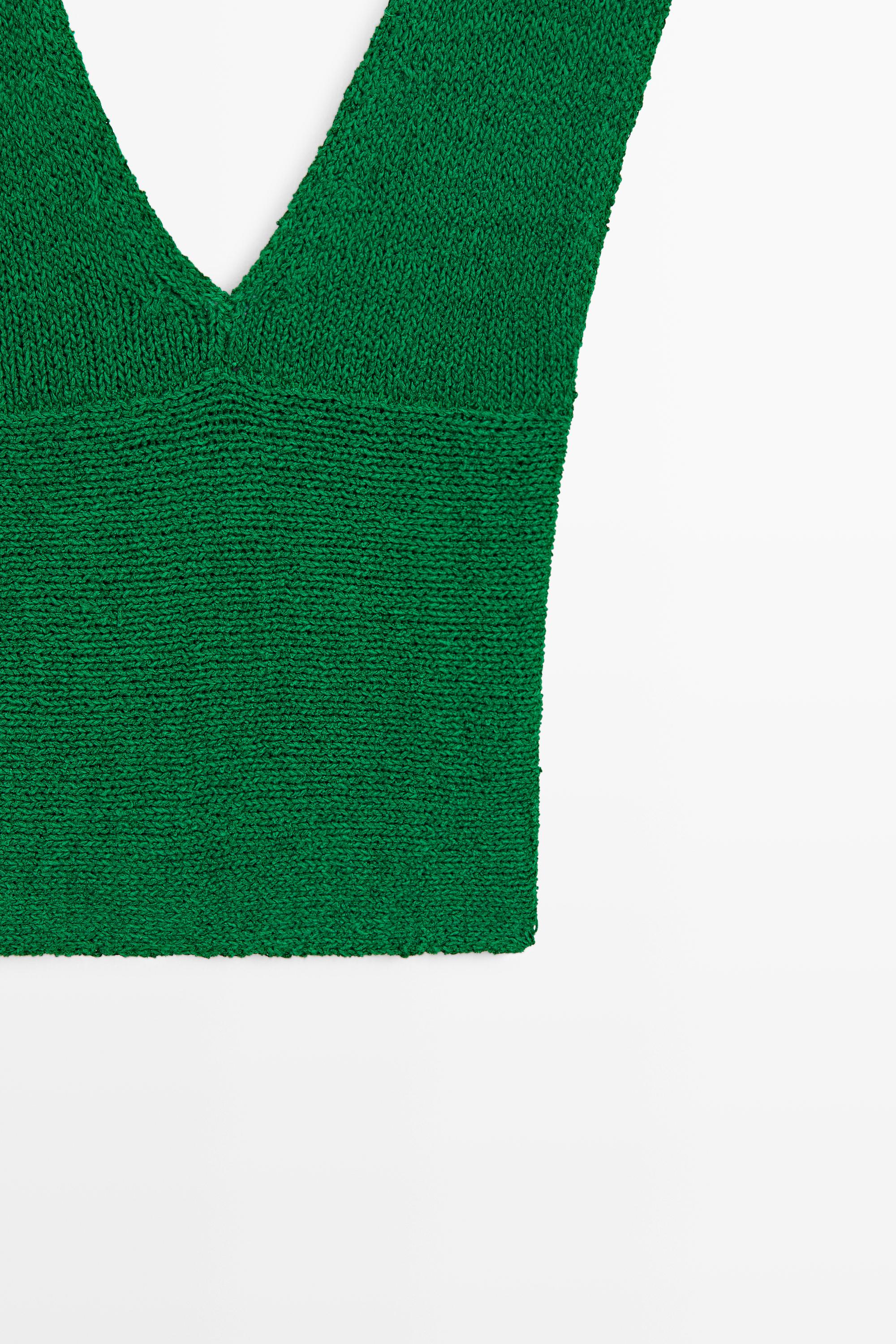 Cotton blend V-neck knit top